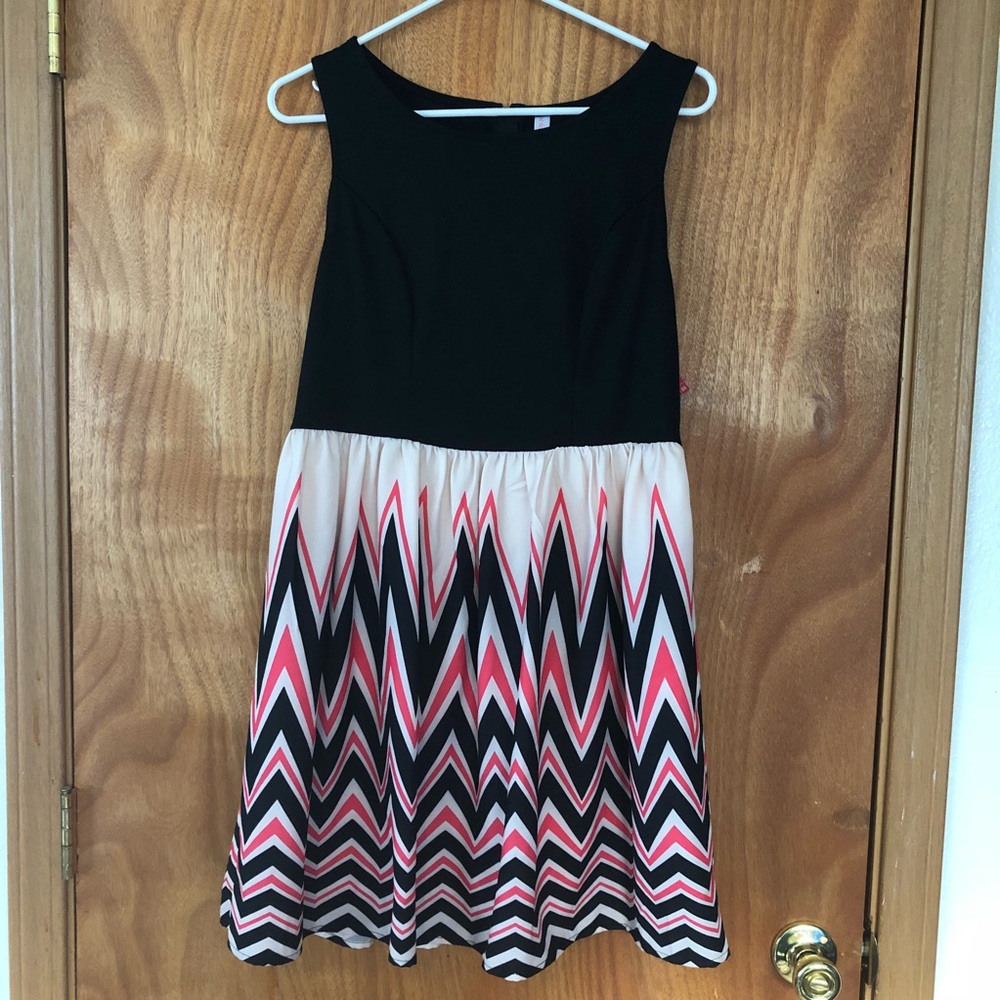 • 2/$10 • NWT Chevron Xhilaration Dress